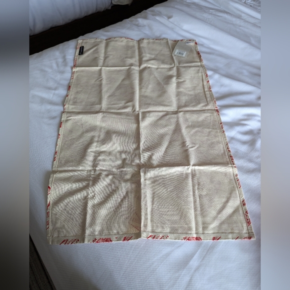 Gillian Kyle tea towel. Advertising of Tunnock Caramel bar. Scotland. - Picture 3 of 7